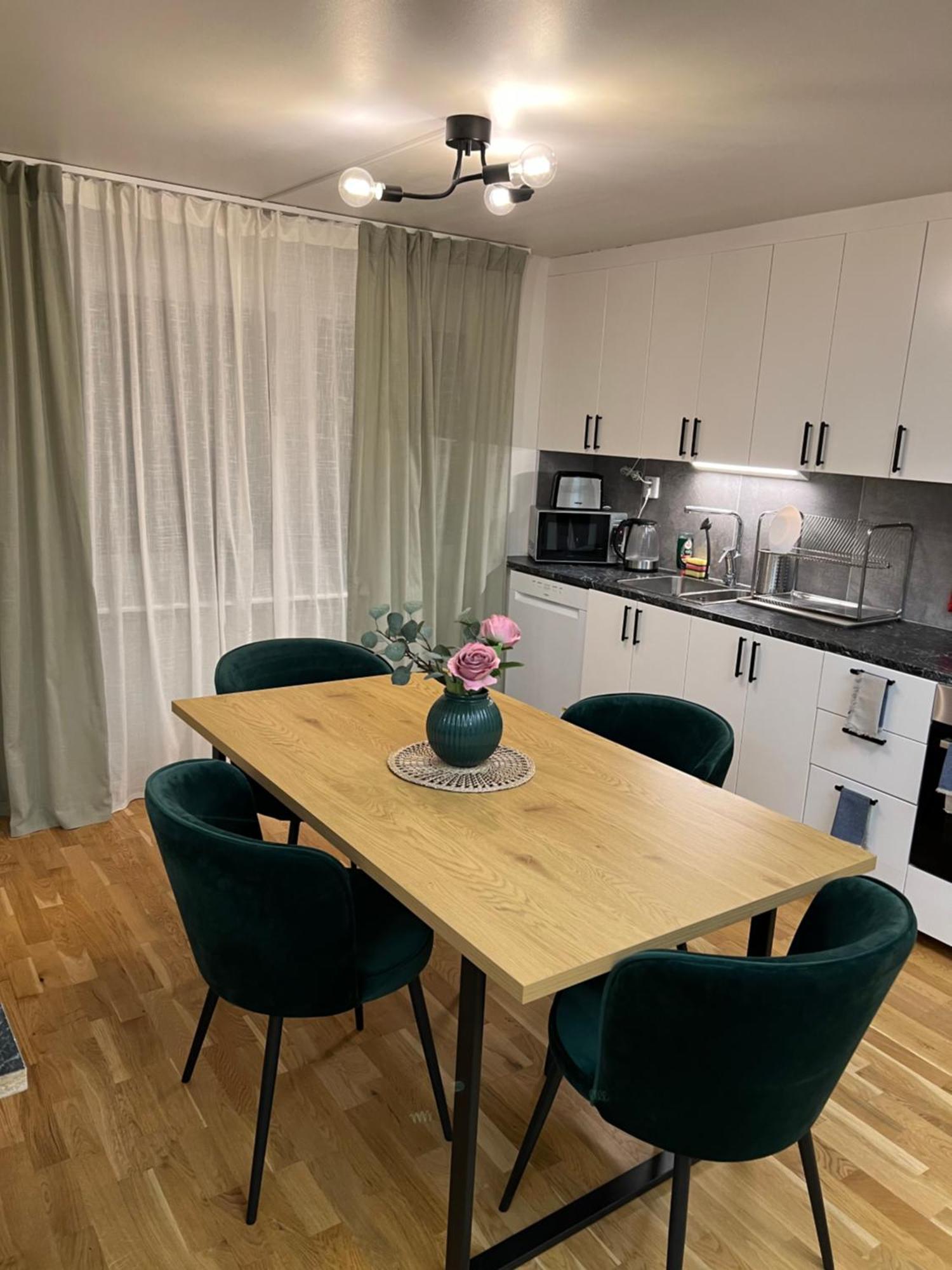 Noah Longstay Apartment Västerås Extérieur photo