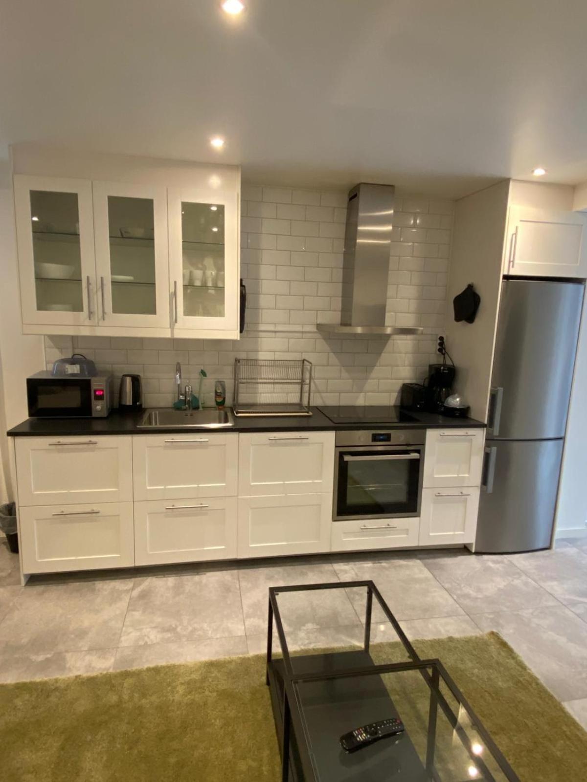 Noah Longstay Apartment Västerås Extérieur photo